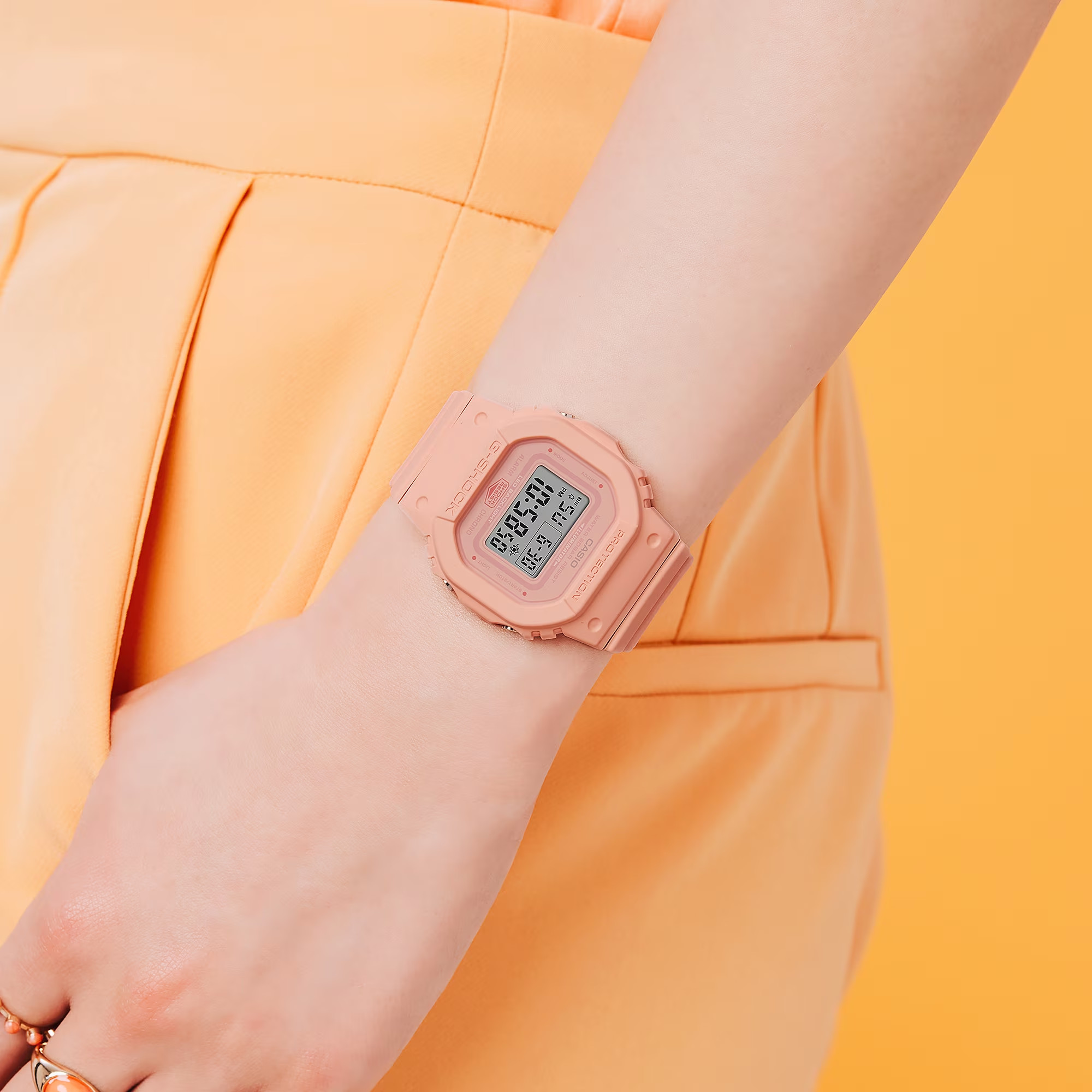 Đồng Hồ Nữ Chính Hãng CASIO G-SHOCK GMD-S5600BA-4