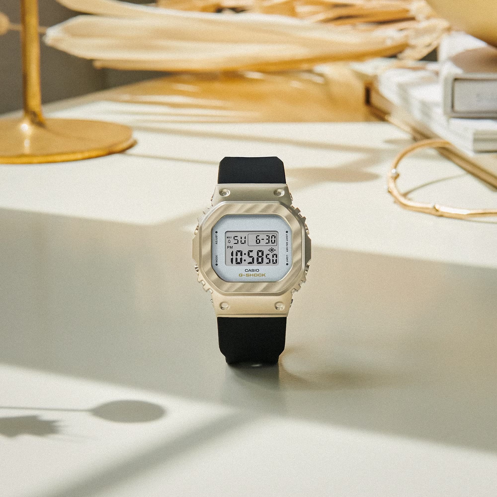 Đồng Hồ Nữ Chính Hãng CASIO G-SHOCK GM-S5600BC-1